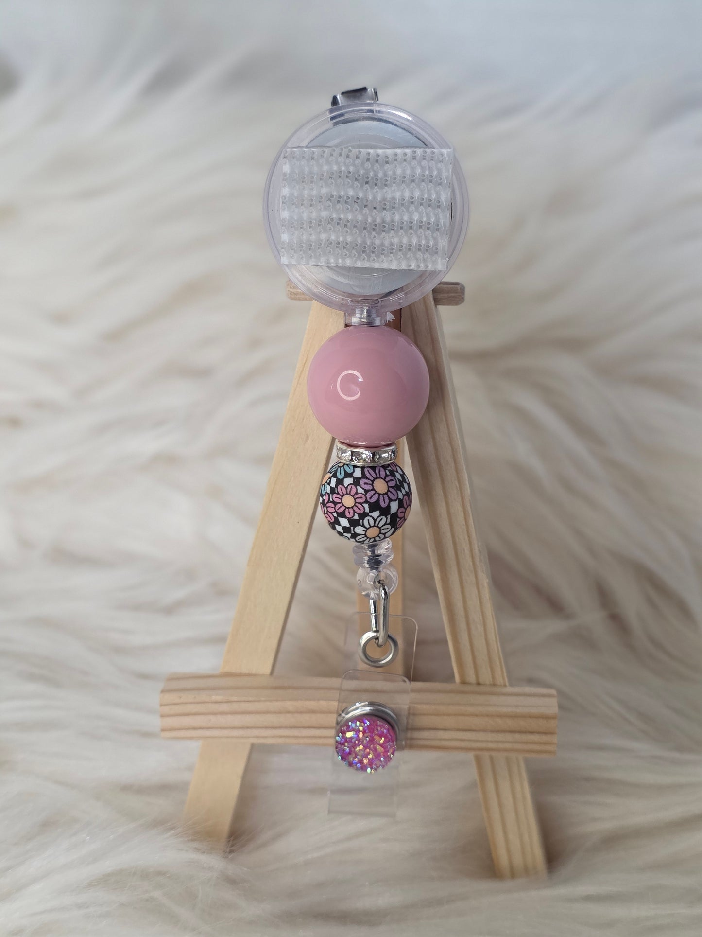 Floral Checker Interchangeable Beaded Badge Reel(Alligator Clip)
