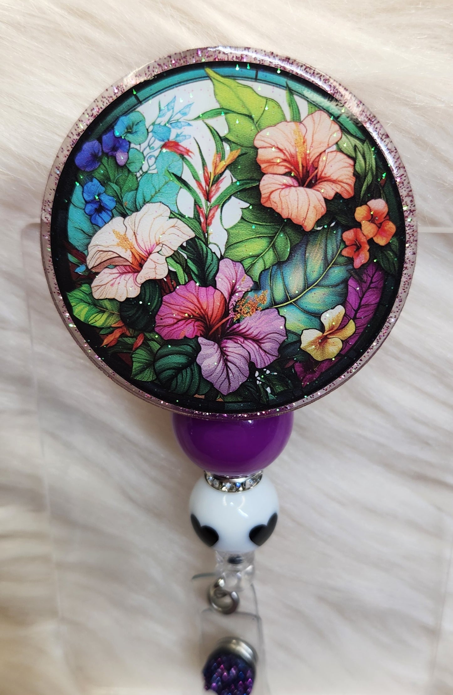Round Flowers Badge Reel Face