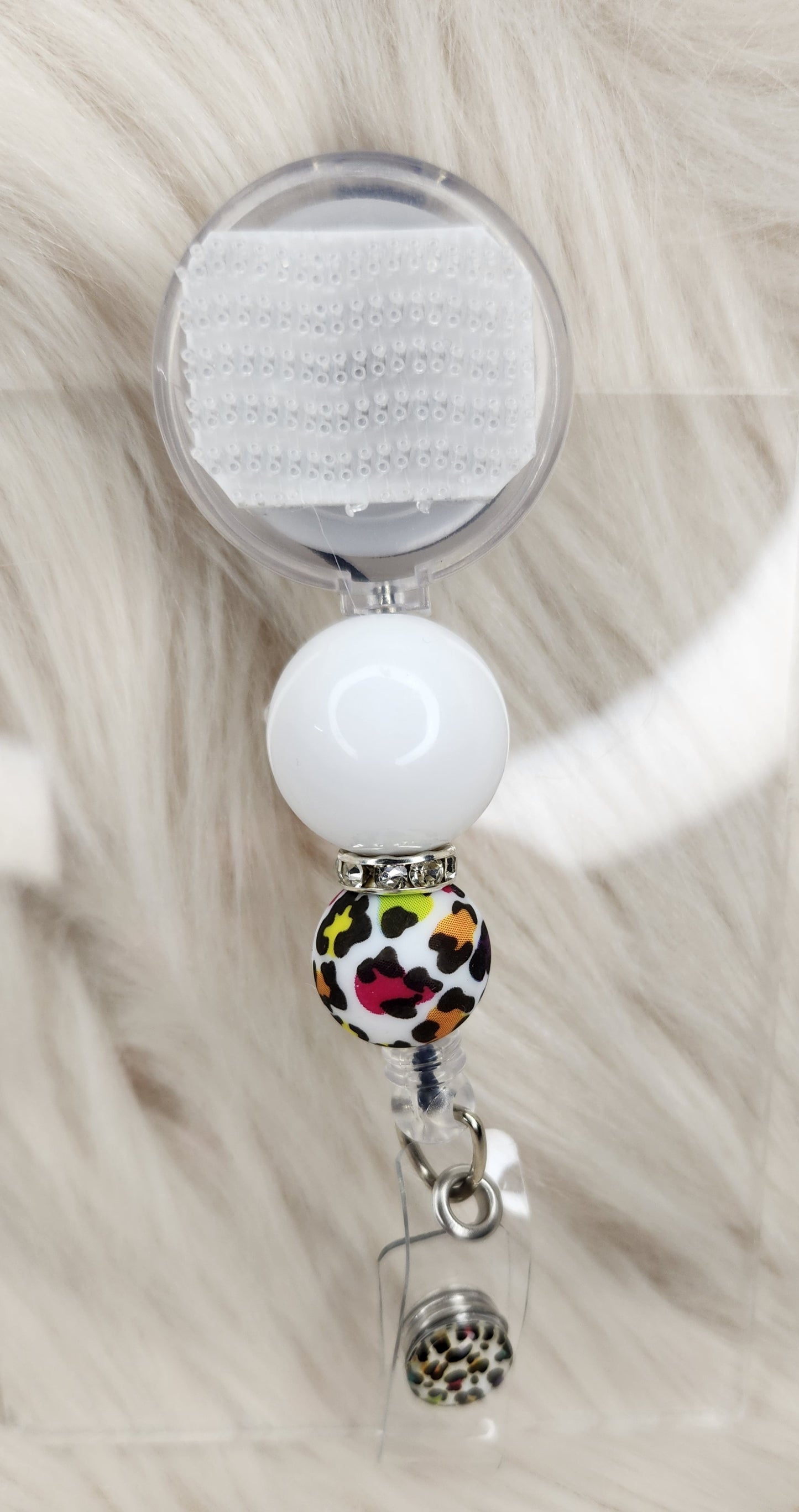 White Bright Cheetah Badge Reel(Alligator Clip)