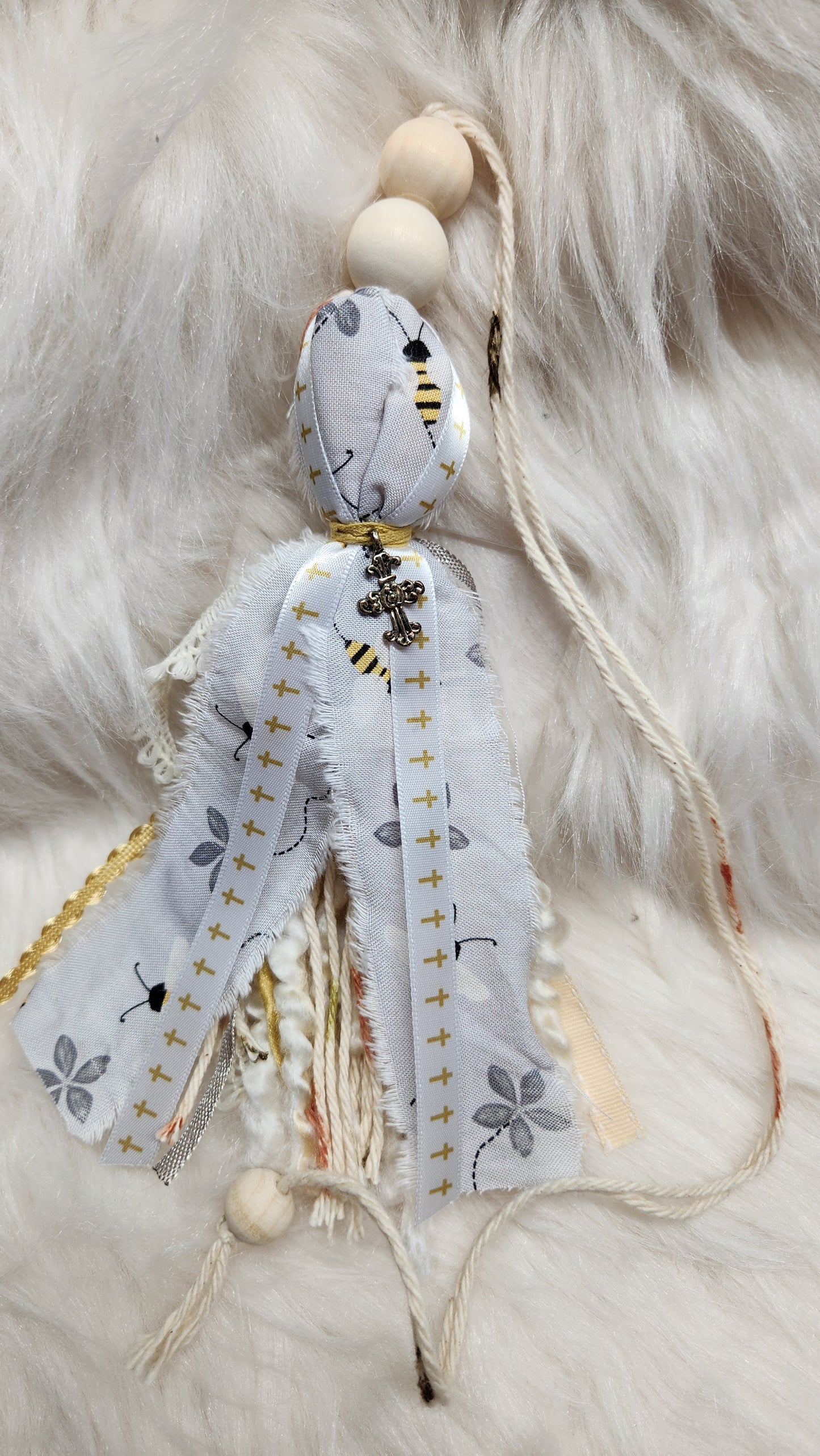 Bible/Bookmark Tassel Bee #2